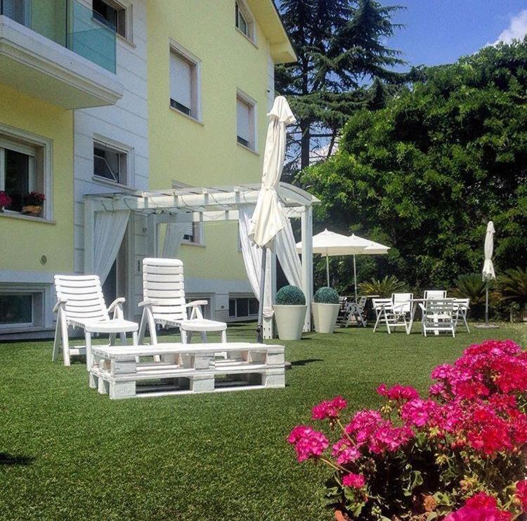 Ascoli Bonjour B&B & Apartments Parcheggio Privato & Giardino Асколи Пичено Екстериор снимка